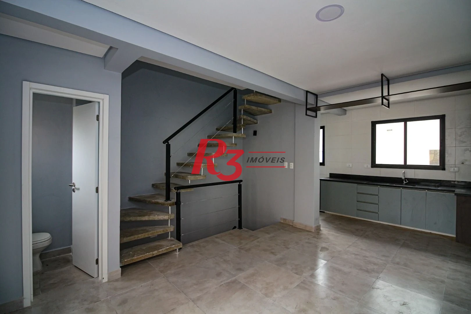 Sobrado à venda, 98 m² por R$ 730.000,00 - Marapé - Santos/SP