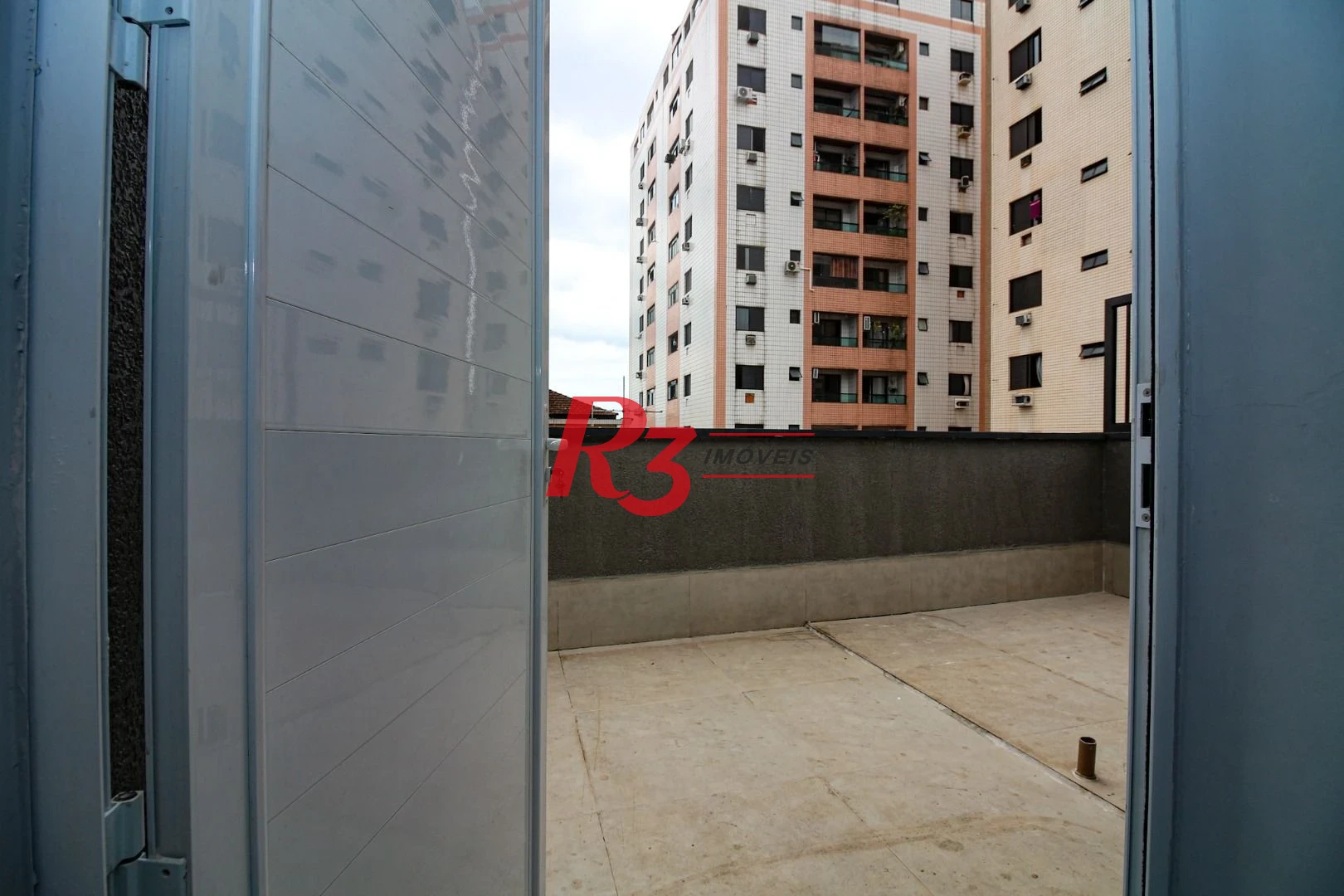 Sobrado à venda, 98 m² por R$ 730.000,00 - Marapé - Santos/SP