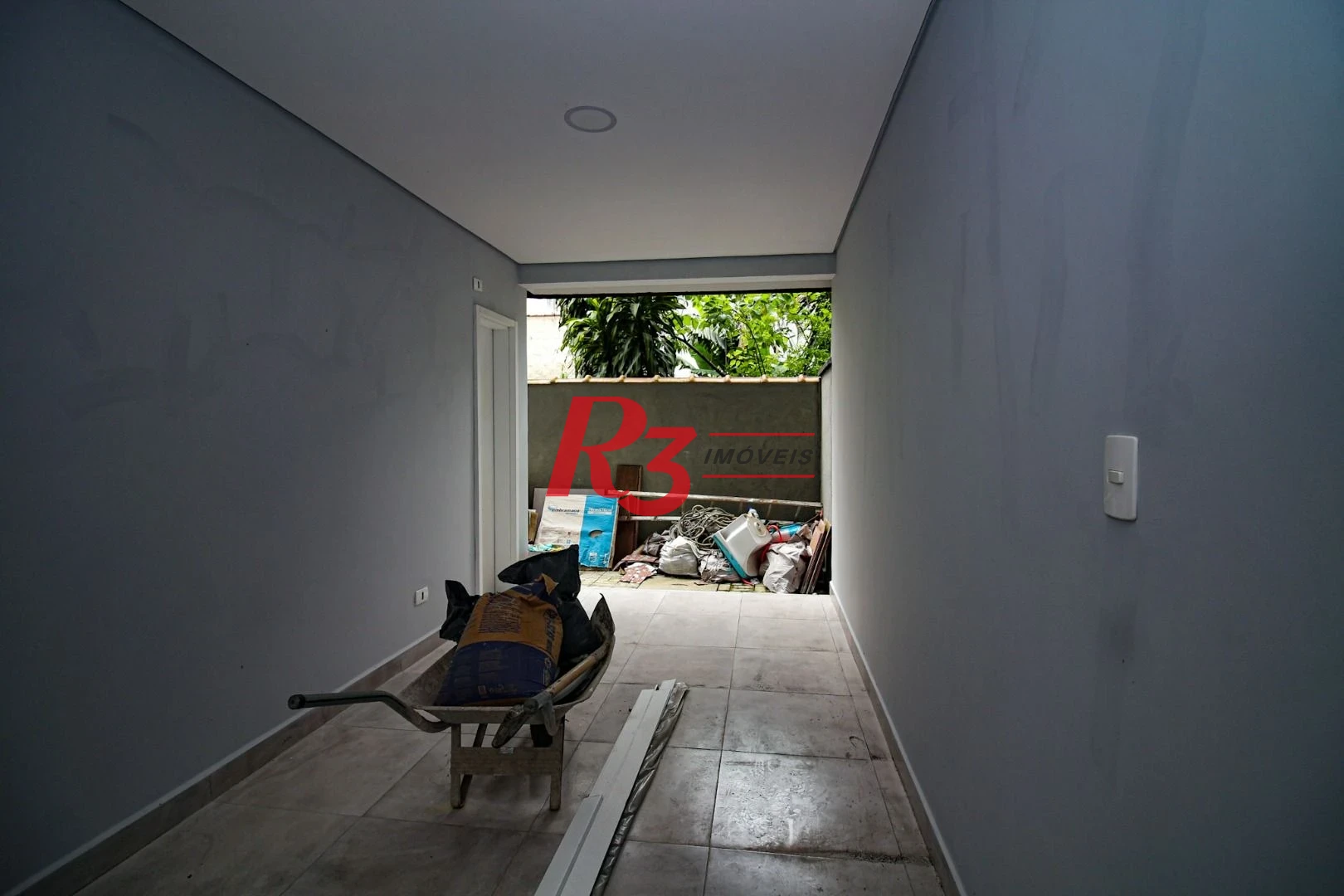 Sobrado com 2 dormitórios, 98 m² - venda por R$ 650.000,00 ou aluguel por R$ 5.000,00/mês - Marapé - Santos/SP