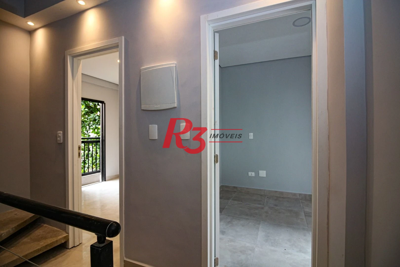 Sobrado com 2 dormitórios, 98 m² - venda por R$ 650.000,00 ou aluguel por R$ 5.000,00/mês - Marapé - Santos/SP