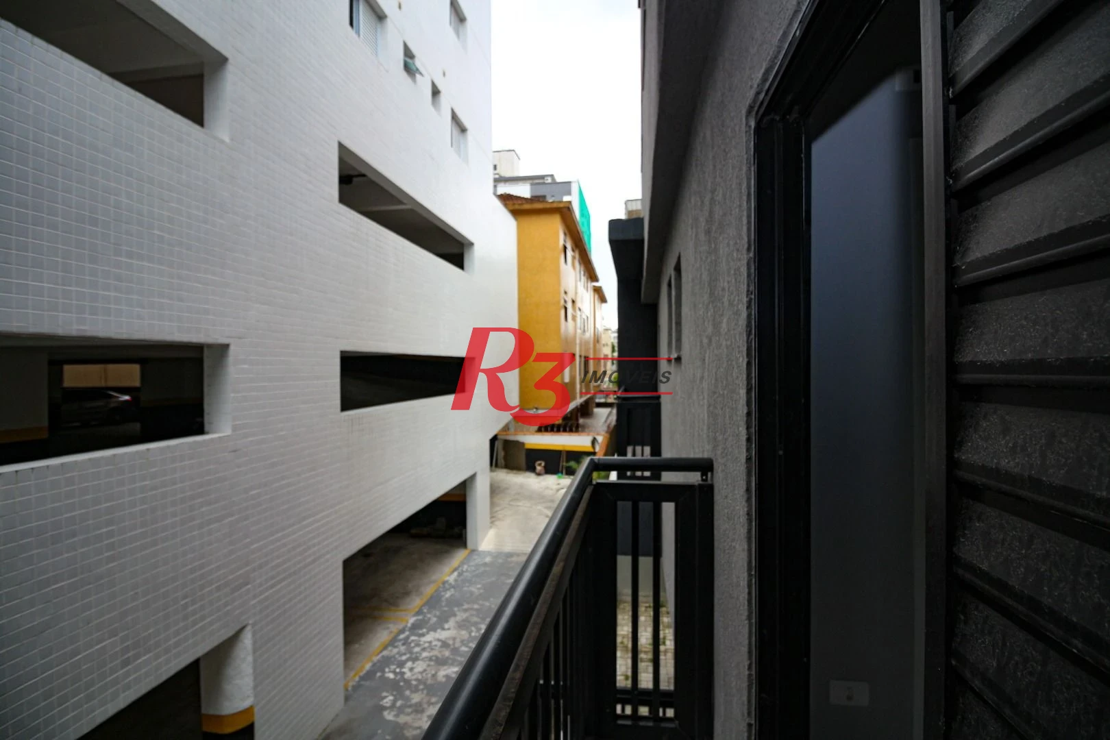 Sobrado com 2 dormitórios, 98 m² - venda por R$ 650.000,00 ou aluguel por R$ 5.000,00/mês - Marapé - Santos/SP