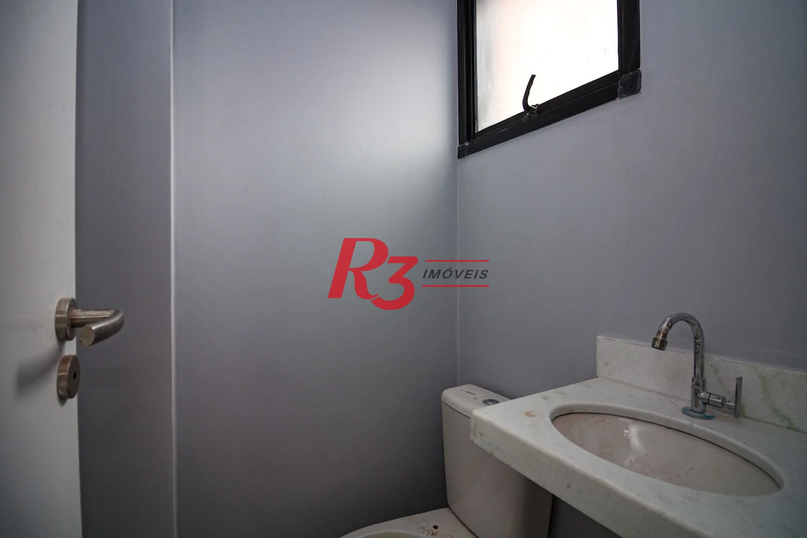 Sobrado com 2 dormitórios, 98 m² - venda por R$ 650.000,00 ou aluguel por R$ 5.000,00/mês - Marapé - Santos/SP