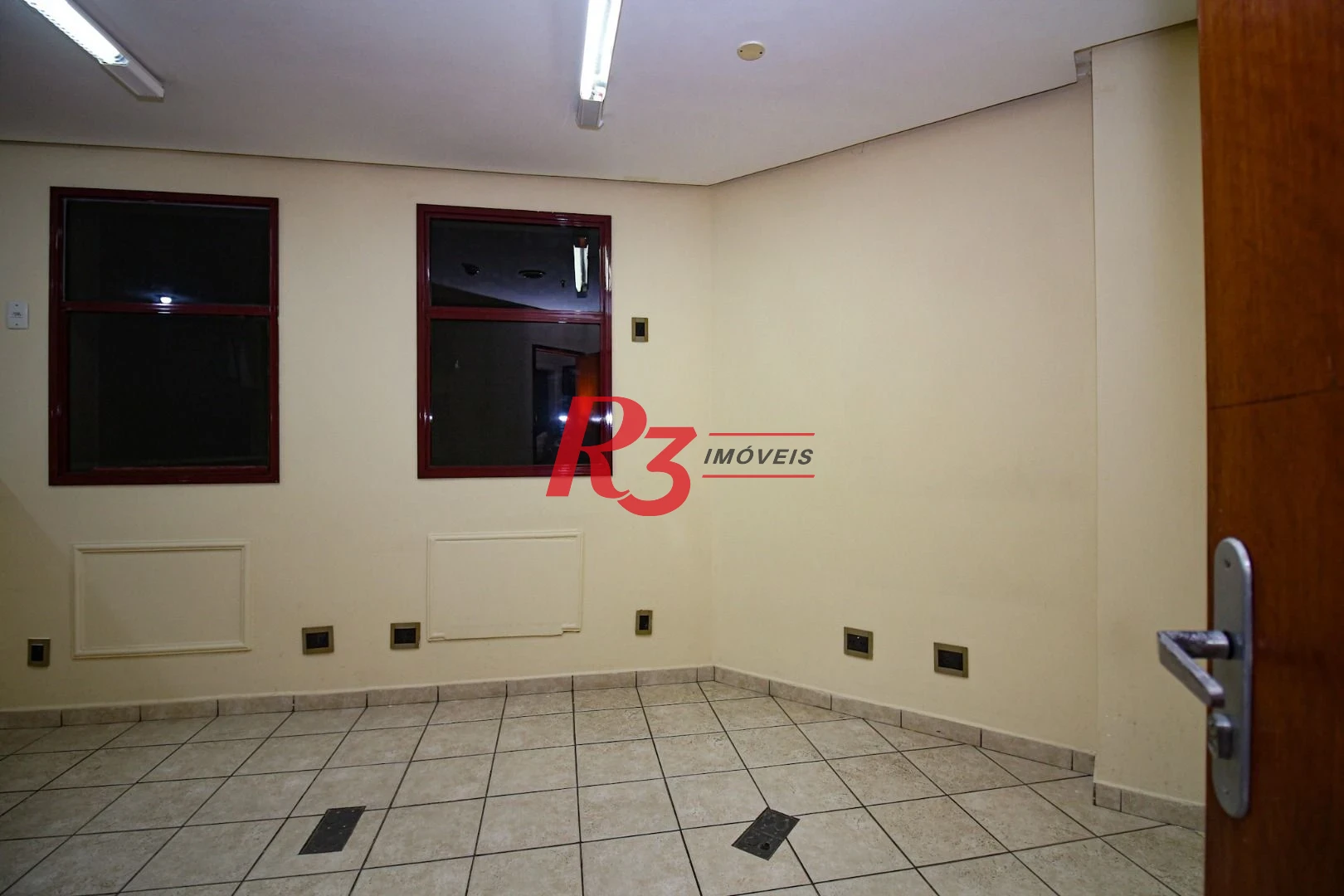 Sala para alugar, 54 m² por R$ 2.800,02/mês - Vila Nova - Santos/SP