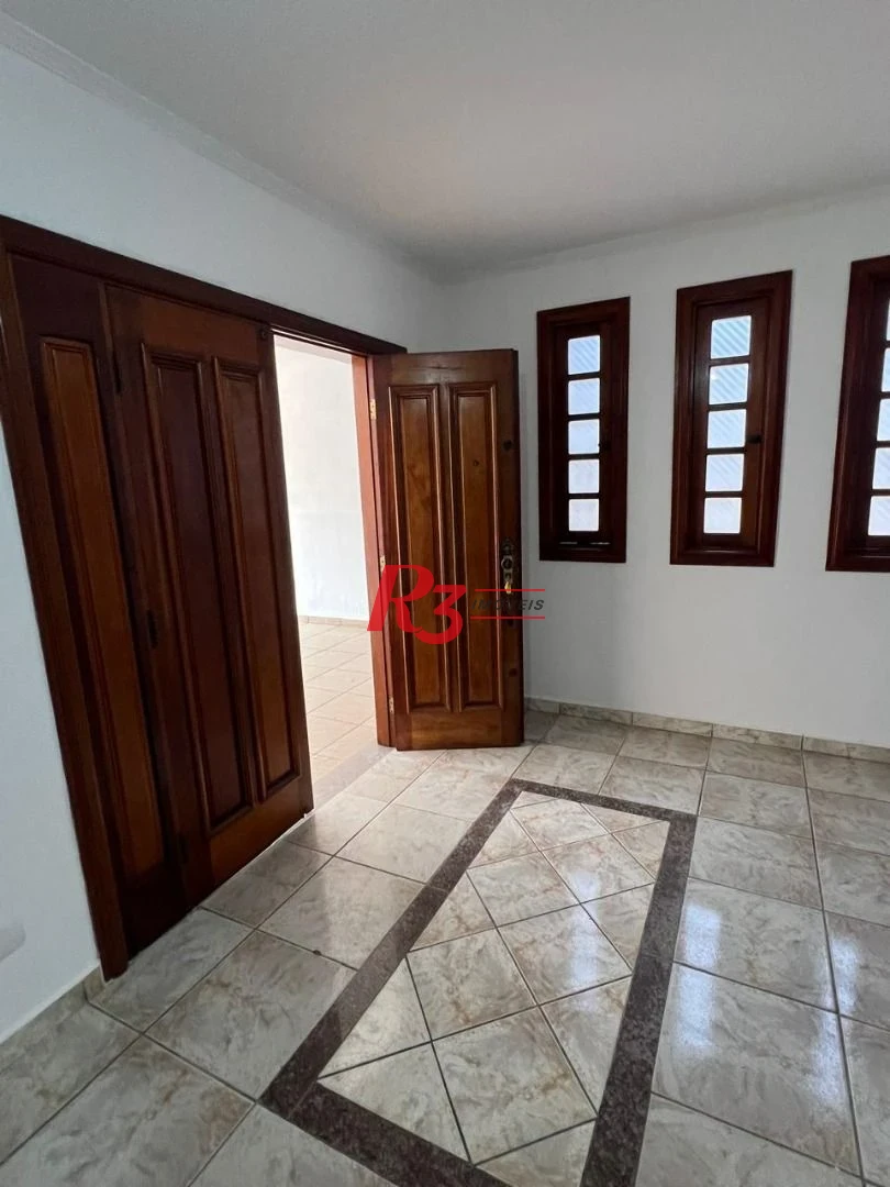 Sobrado com 3 quartos à venda, 260 m² por R$ 800.000 - Centro - São Vicente/SP