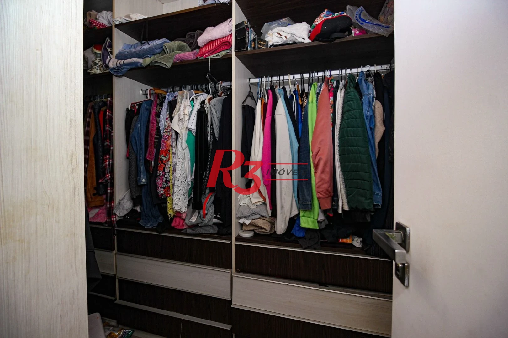 Casa com 3 dormitórios à venda, 155 m² por R$ 1.920.000,00 - Embaré - Santos/SP