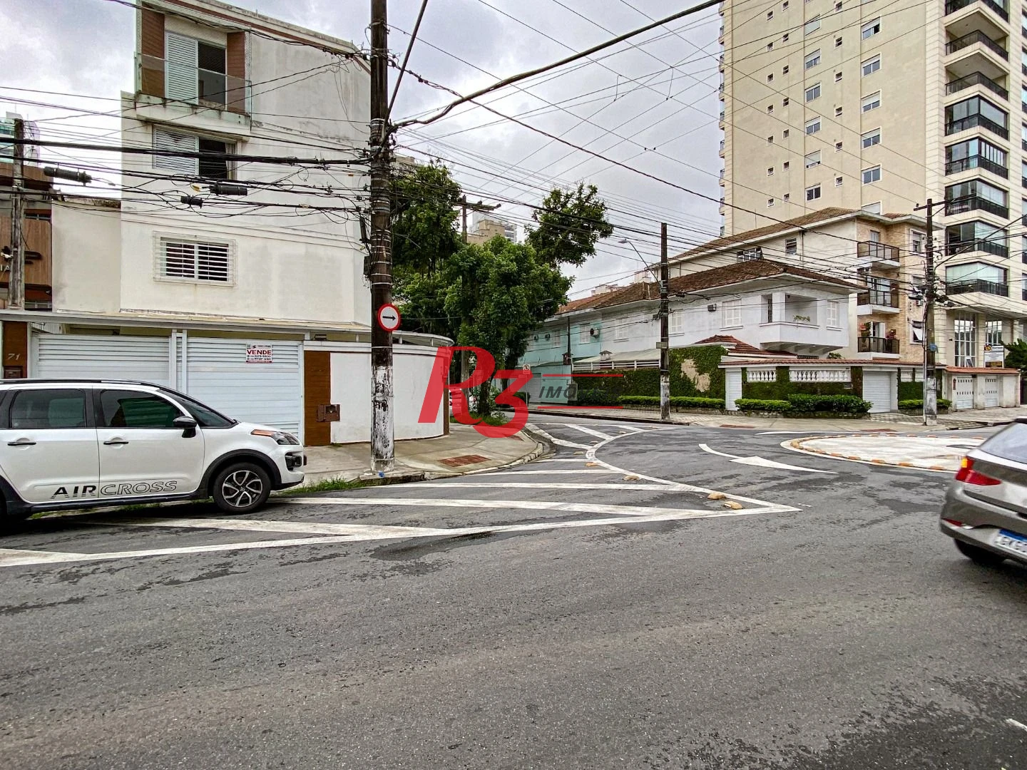 Casa com 3 dormitórios à venda, 155 m² por R$ 1.920.000,00 - Embaré - Santos/SP