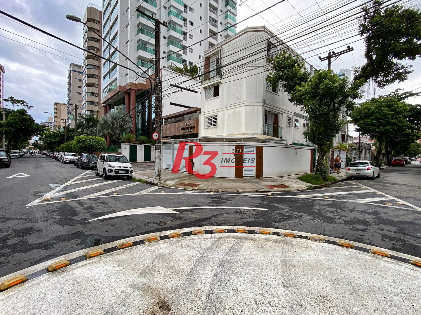 Casa com 3 dormitórios à venda, 155 m² por R$ 1.920.000,00 - Embaré - Santos/SP