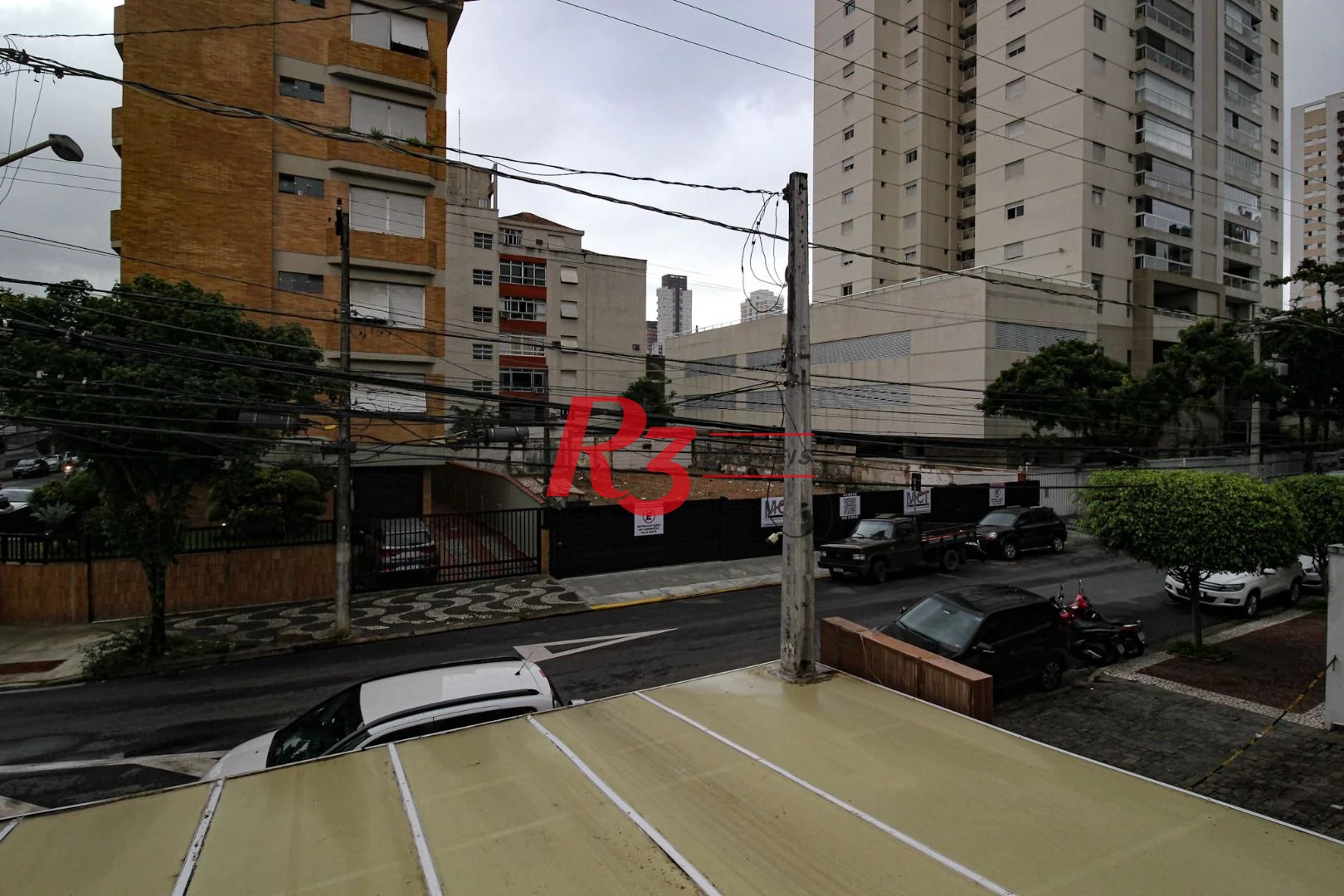 Casa com 3 dormitórios à venda, 155 m² por R$ 1.920.000,00 - Embaré - Santos/SP