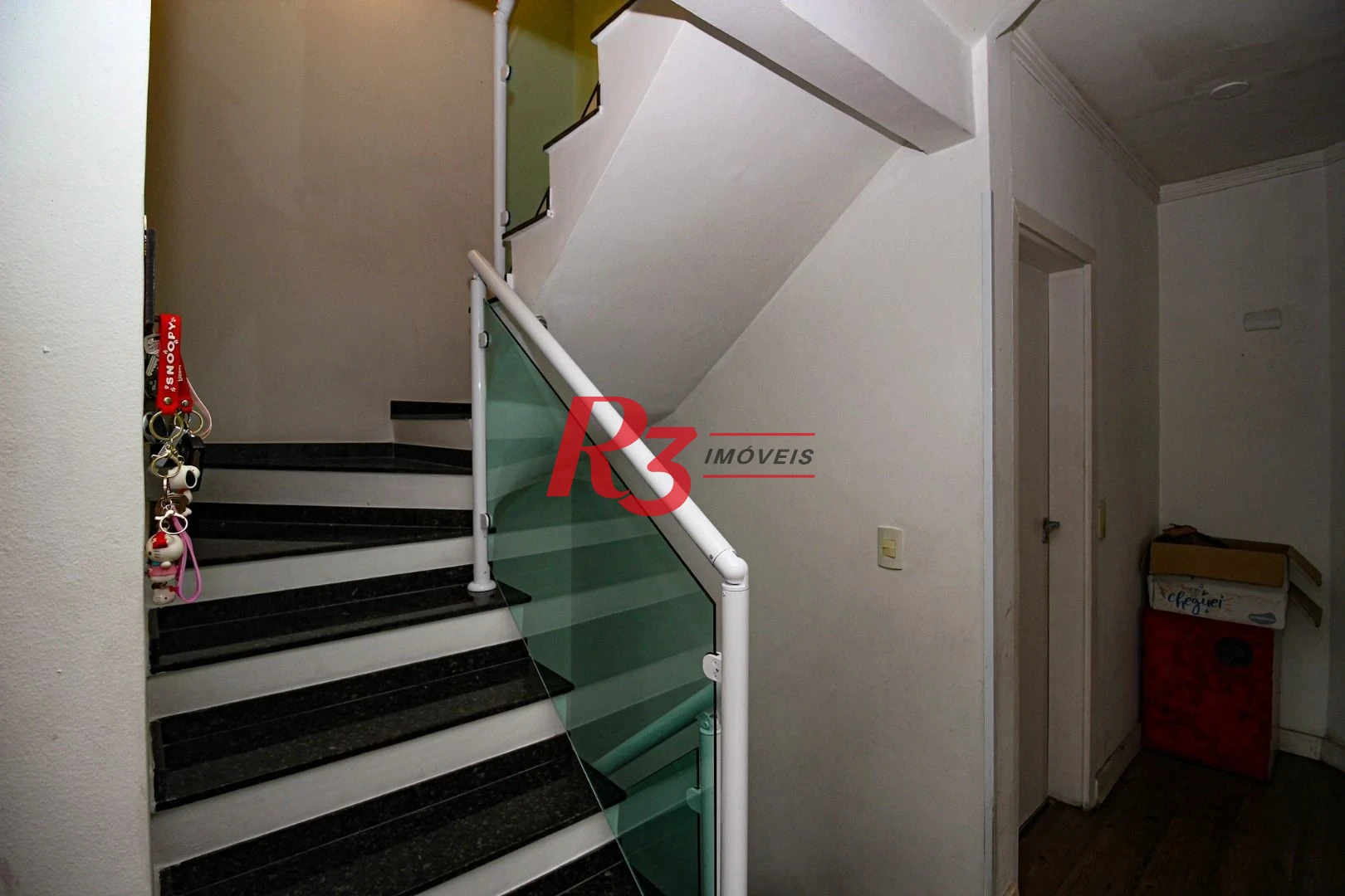 Casa com 3 dormitórios à venda, 155 m² por R$ 1.920.000,00 - Embaré - Santos/SP