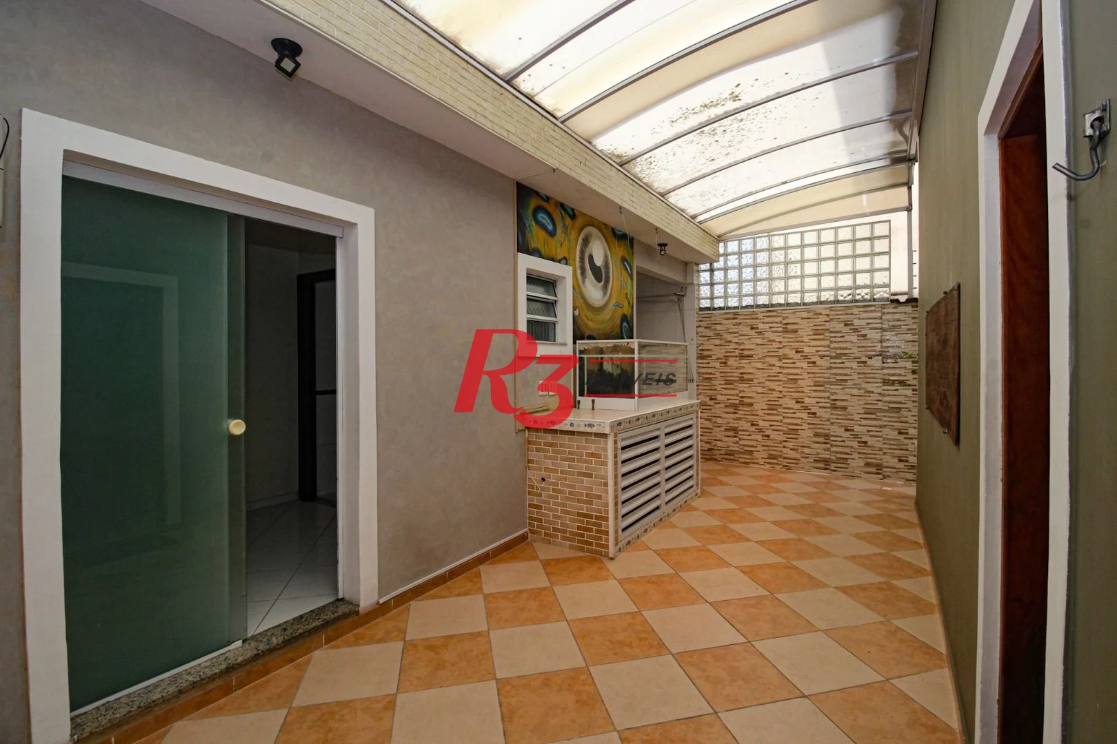 Sobrado com 3 dormitórios à venda, 136 m² por R$ 890.000,00 - Vila Valença - São Vicente/SP