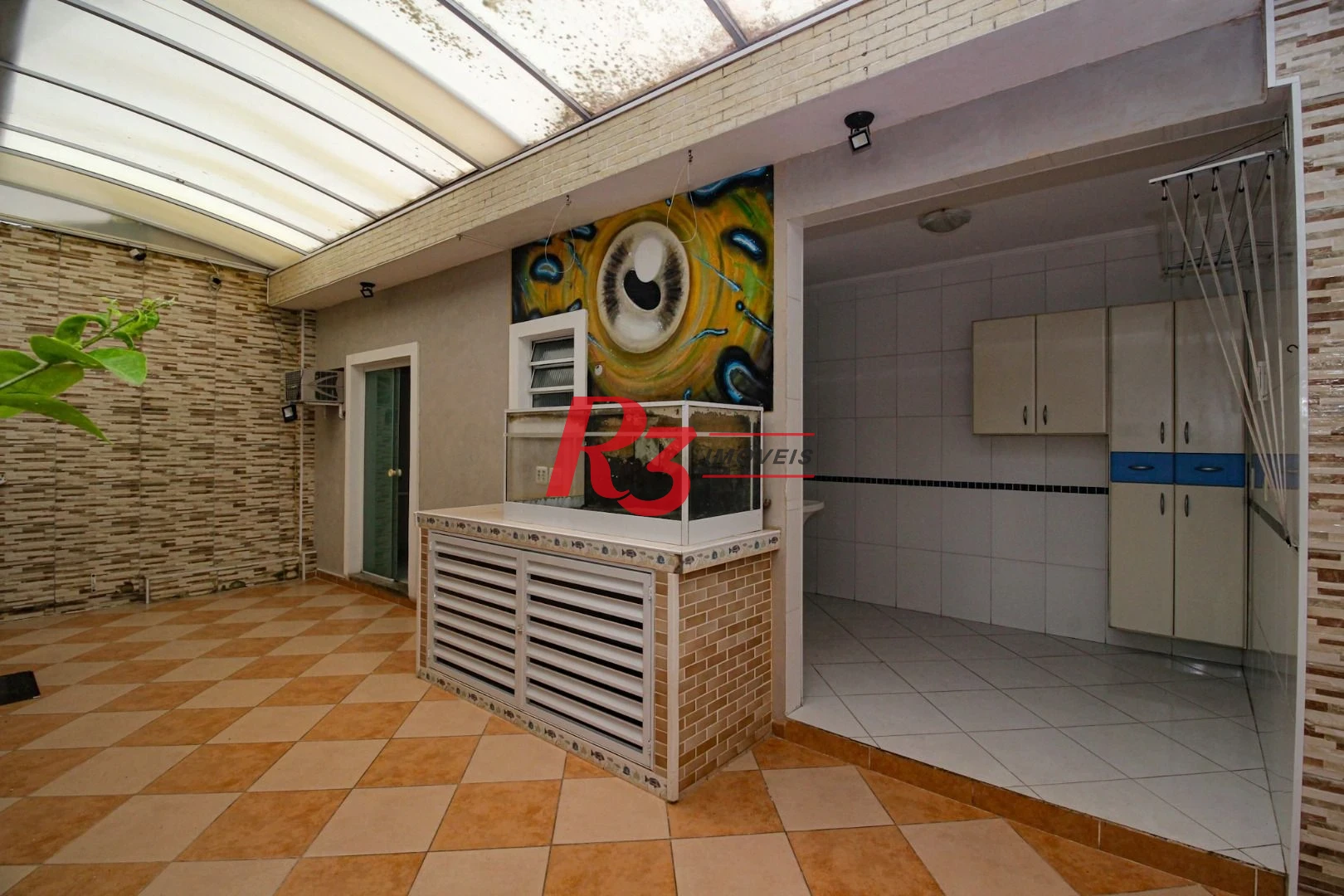 Sobrado com 3 dormitórios à venda, 136 m² por R$ 890.000,00 - Vila Valença - São Vicente/SP