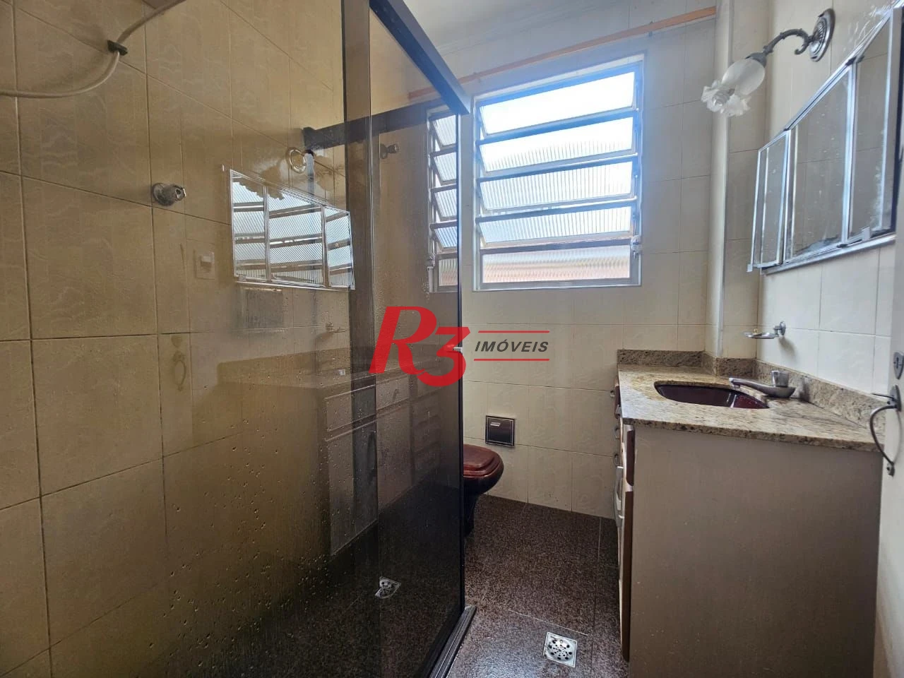 Sobrado à venda, 98 m² por R$ 650.000,00 - Campo Grande - Santos/SP