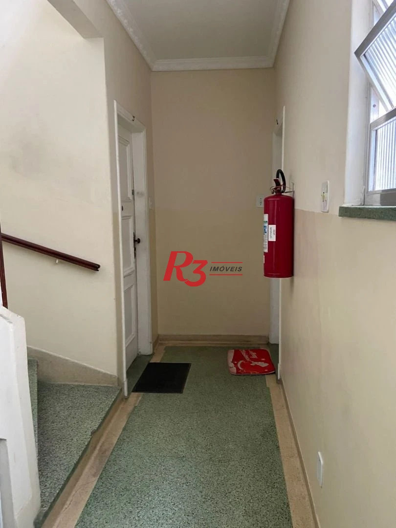Apartamento com 3 dormitórios à venda, 94 m² por R$ 330.000,00 - Vila Belmiro - Santos/SP