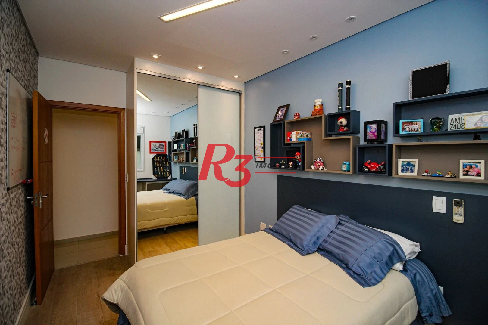 Village à venda, 227 m² por R$ 2.900.000,00 - Ponta da Praia - Santos/SP