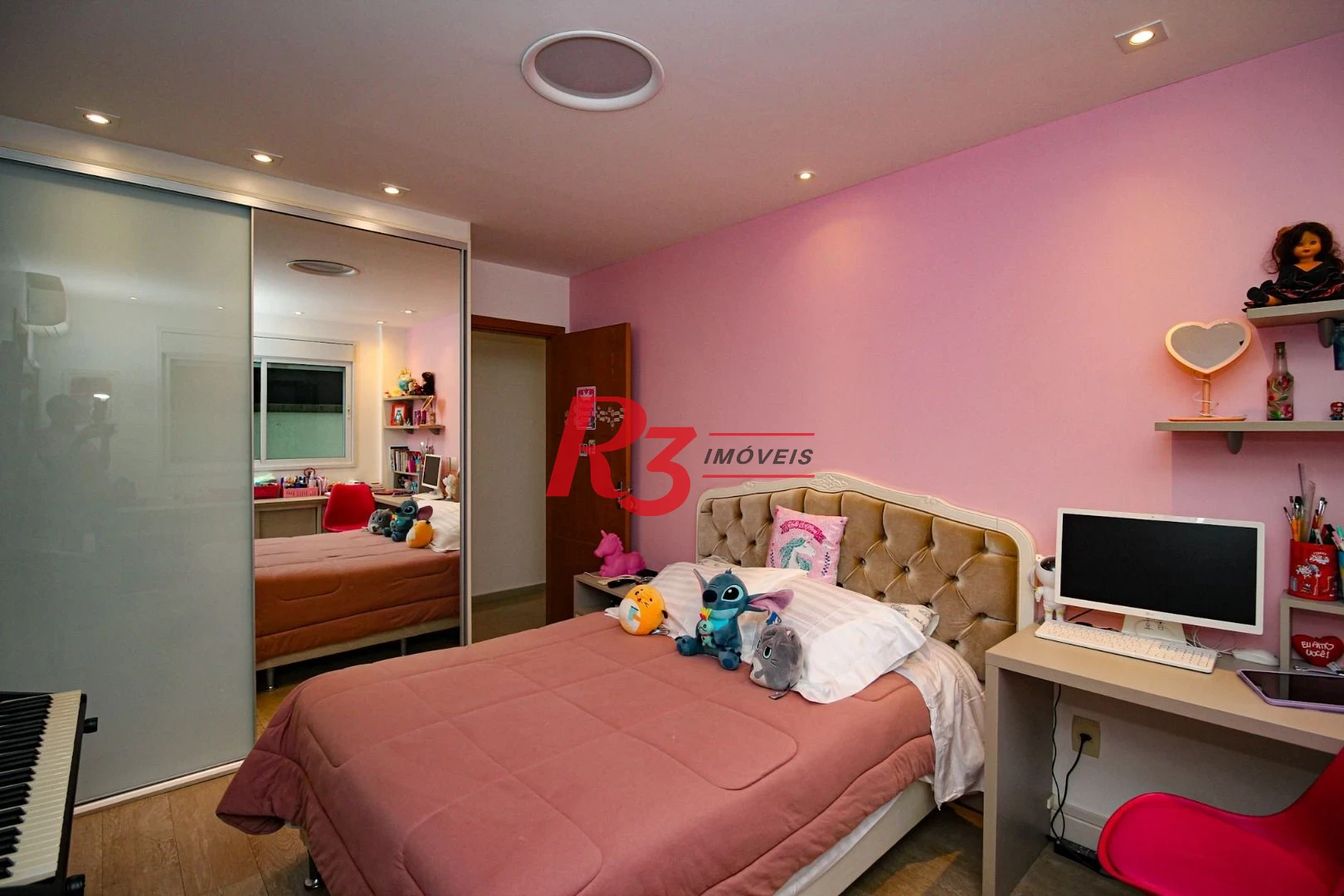 Village à venda, 227 m² por R$ 2.900.000,00 - Ponta da Praia - Santos/SP