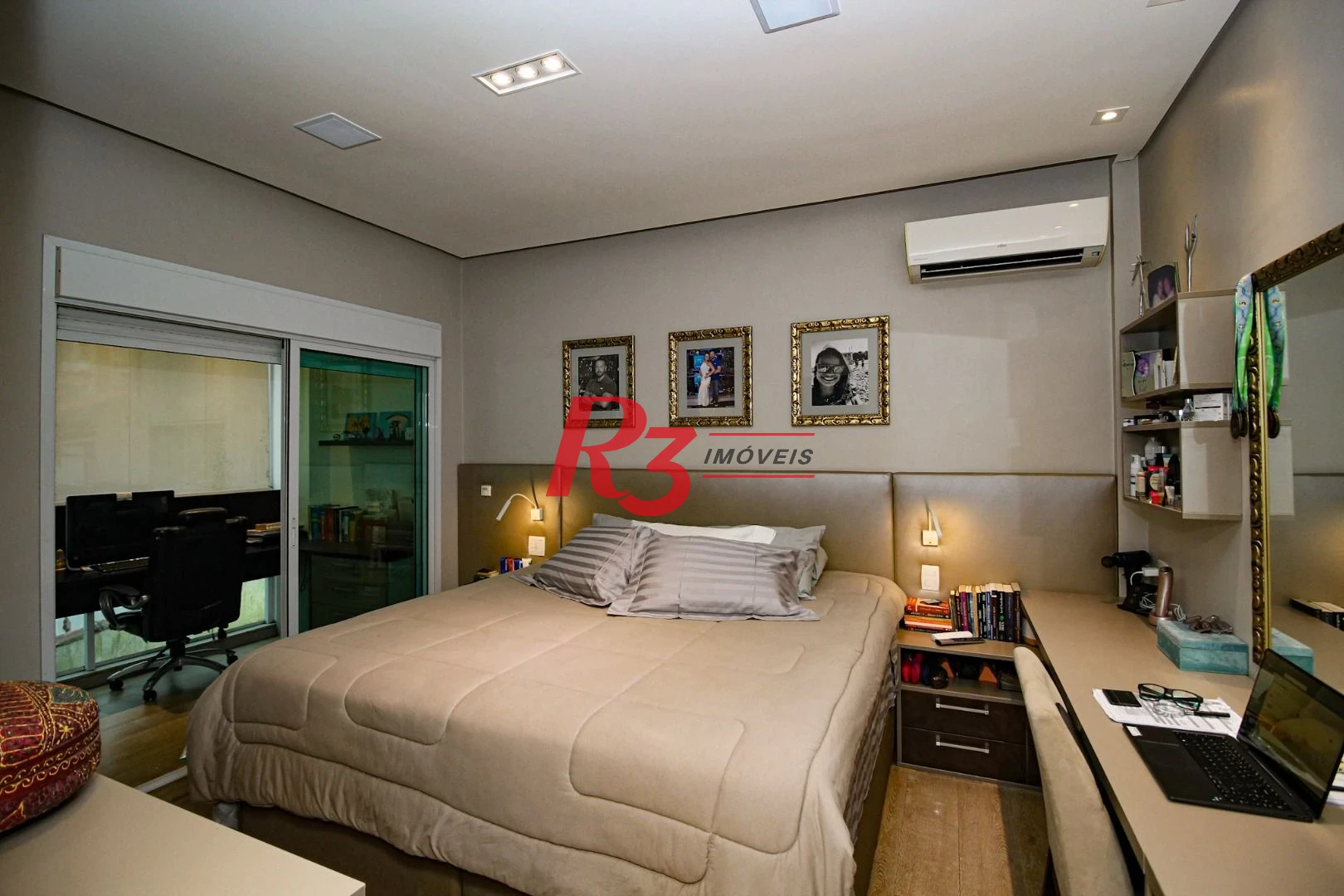 Village à venda, 227 m² por R$ 2.900.000,00 - Ponta da Praia - Santos/SP