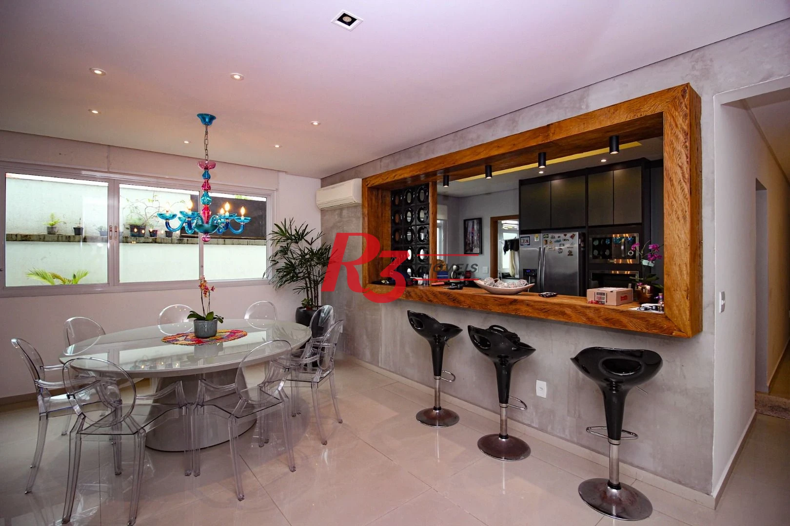 Village à venda, 227 m² por R$ 2.900.000,00 - Ponta da Praia - Santos/SP