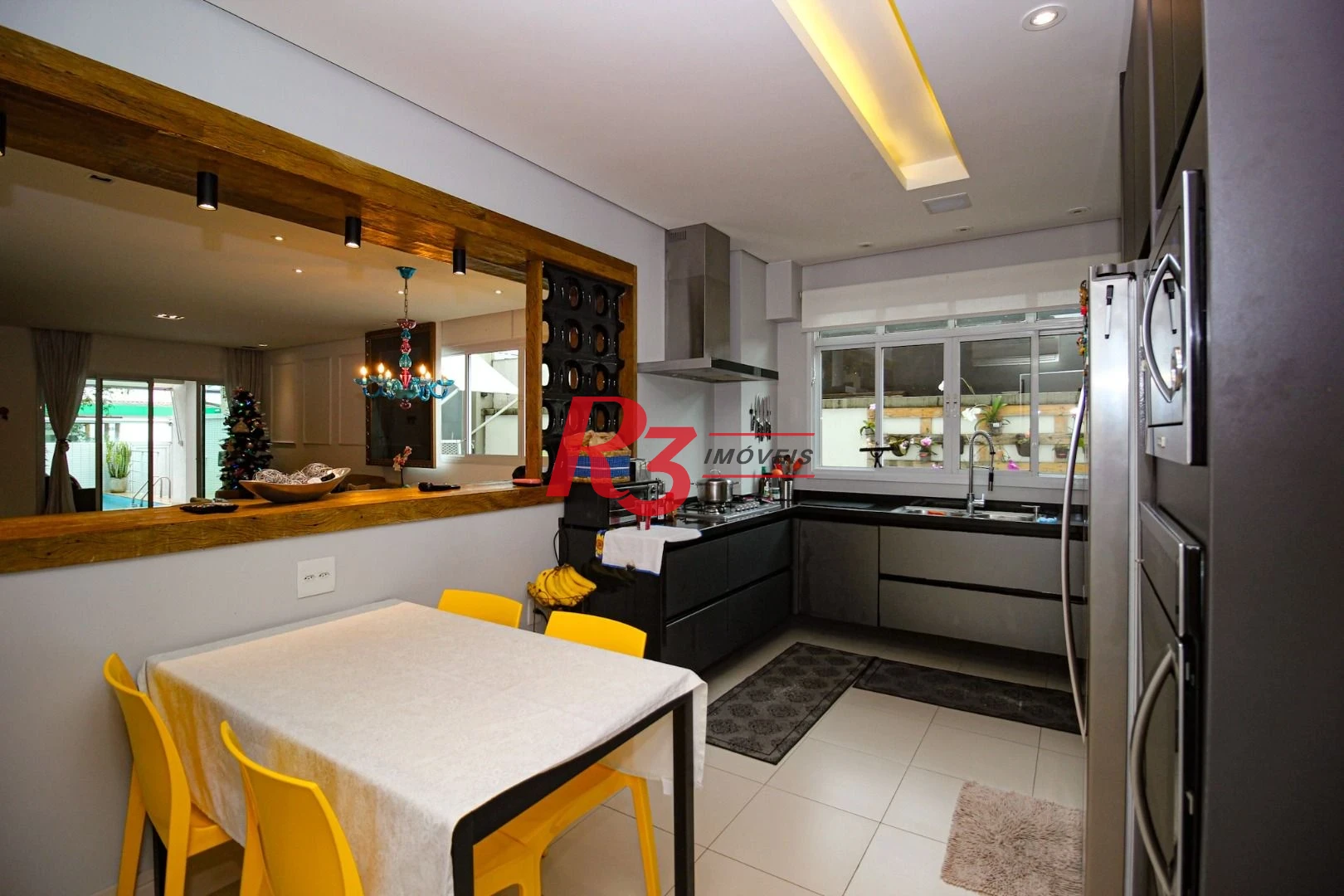 Village à venda, 227 m² por R$ 2.900.000,00 - Ponta da Praia - Santos/SP