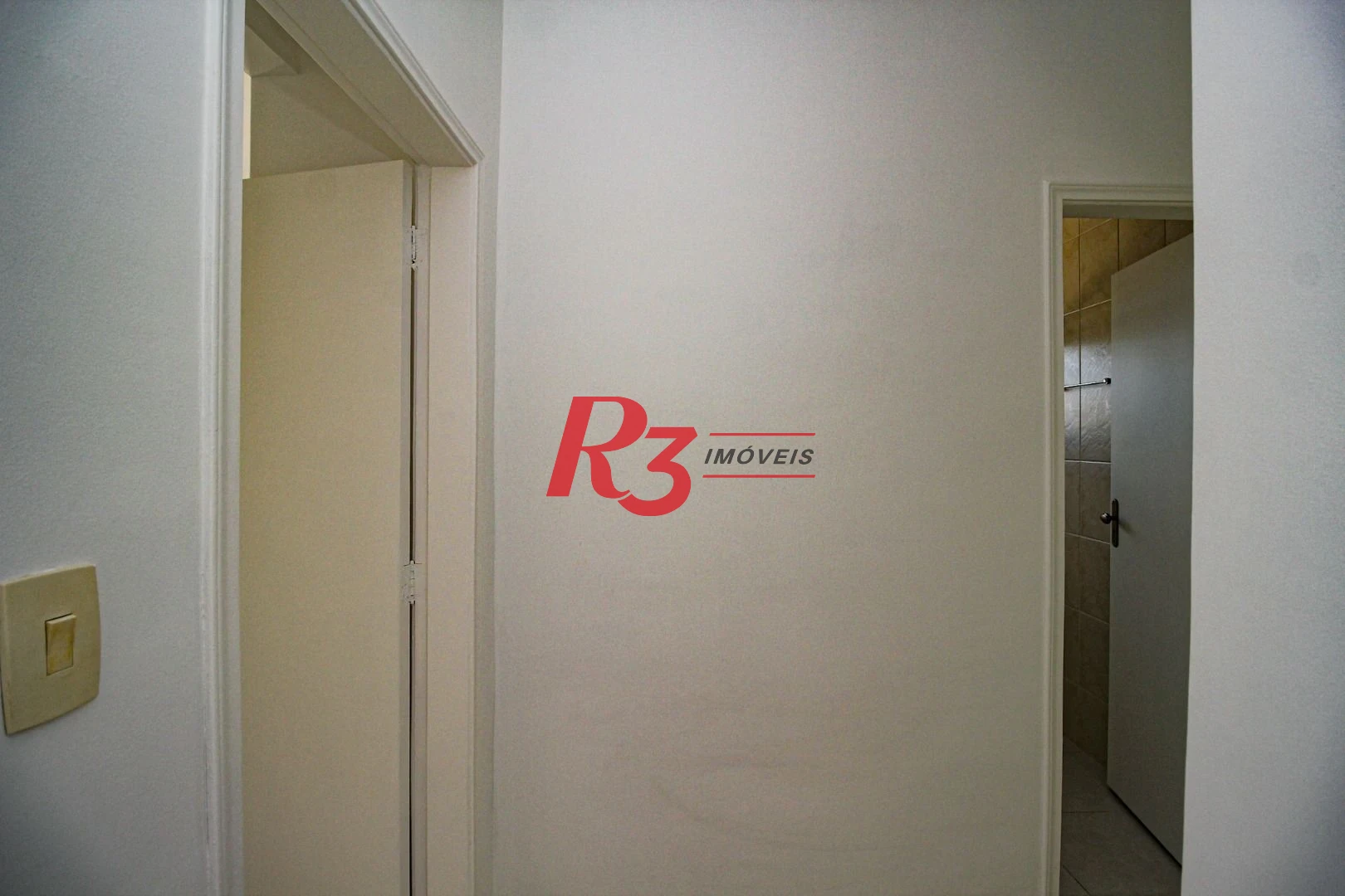 Apartamento com 2 dormitórios à venda, 99 m² por R$ 720.000,00 - Boqueirão - Santos/SP