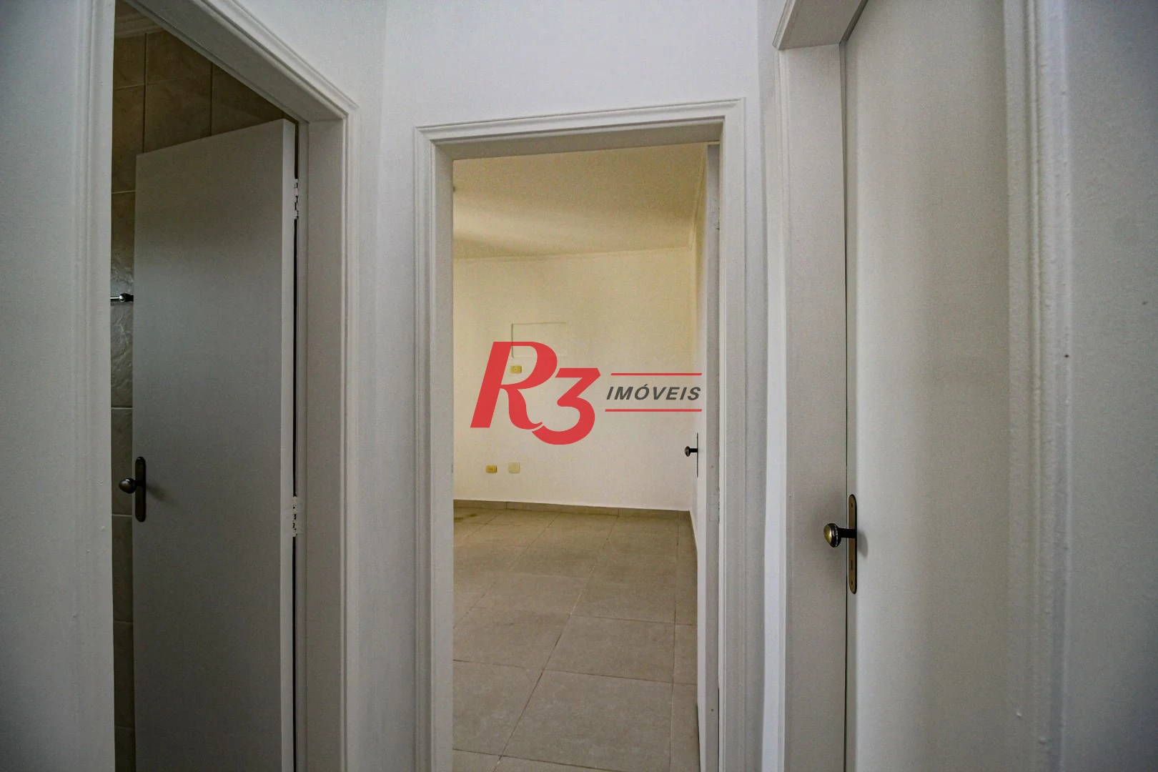 Apartamento com 2 dormitórios à venda, 99 m² por R$ 720.000,00 - Boqueirão - Santos/SP
