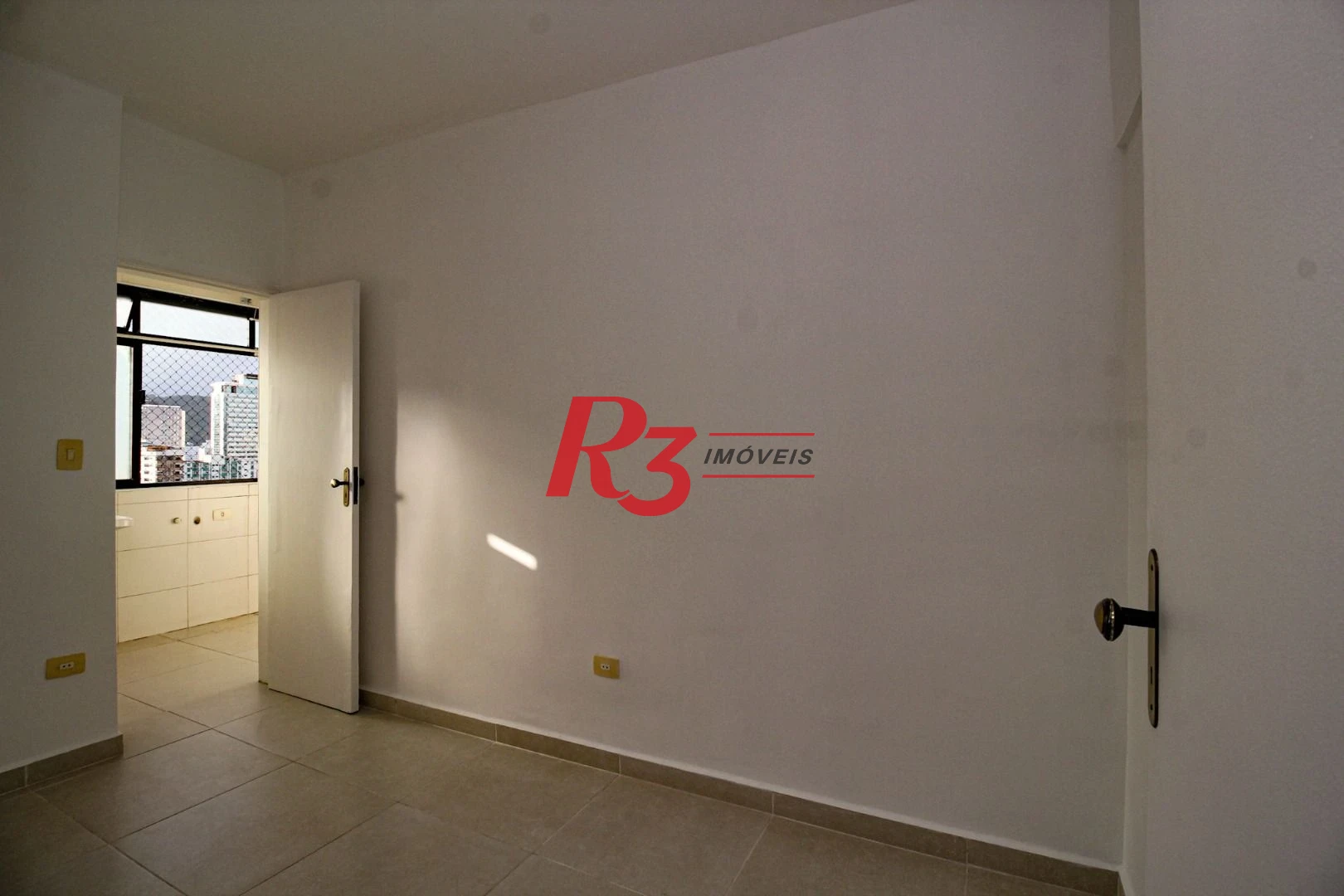 Apartamento com 2 dormitórios à venda, 99 m² por R$ 720.000,00 - Boqueirão - Santos/SP