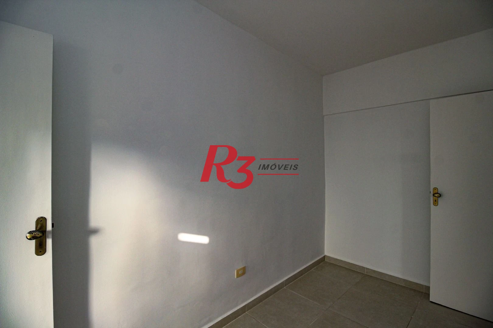 Apartamento com 2 dormitórios à venda, 99 m² por R$ 720.000,00 - Boqueirão - Santos/SP