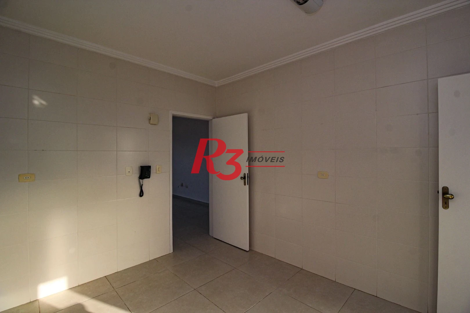 Apartamento com 2 dormitórios à venda, 99 m² por R$ 720.000,00 - Boqueirão - Santos/SP