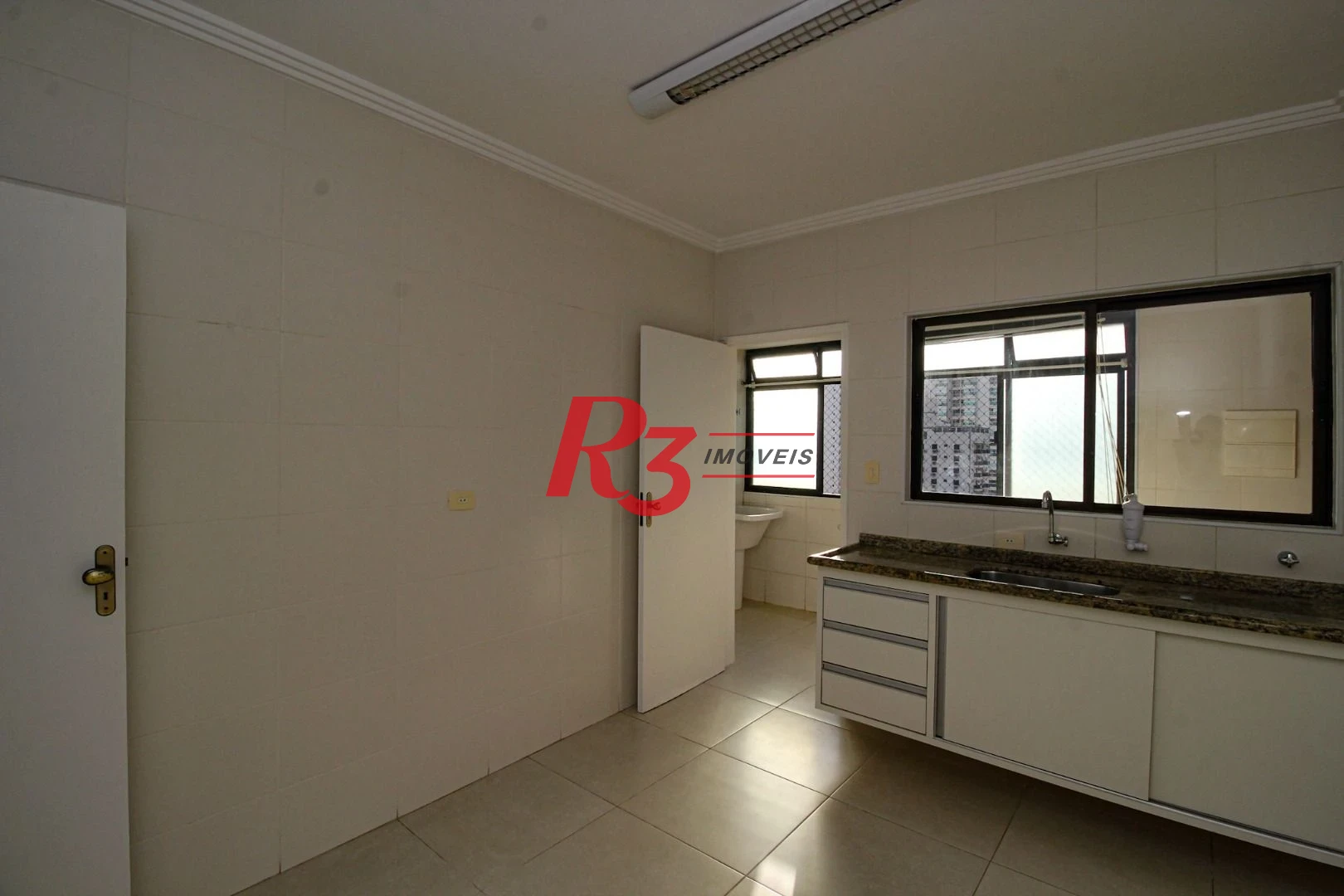 Apartamento com 2 dormitórios à venda, 99 m² por R$ 720.000,00 - Boqueirão - Santos/SP