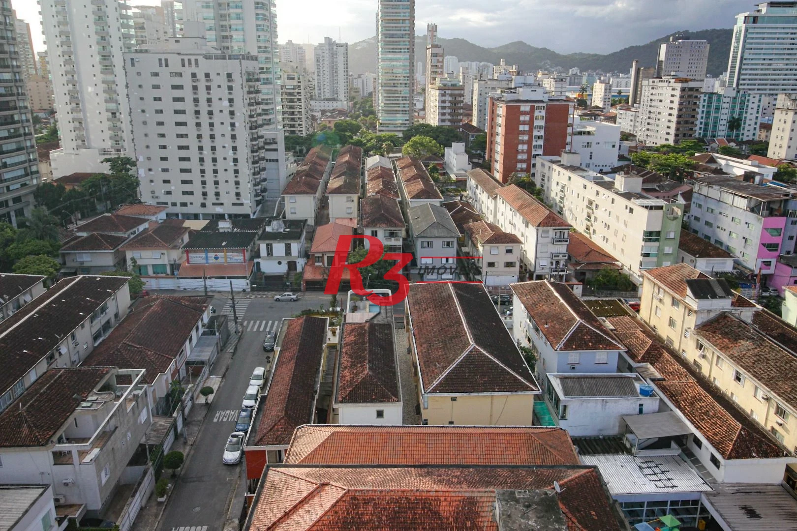 Apartamento com 2 dormitórios à venda, 99 m² por R$ 720.000,00 - Boqueirão - Santos/SP