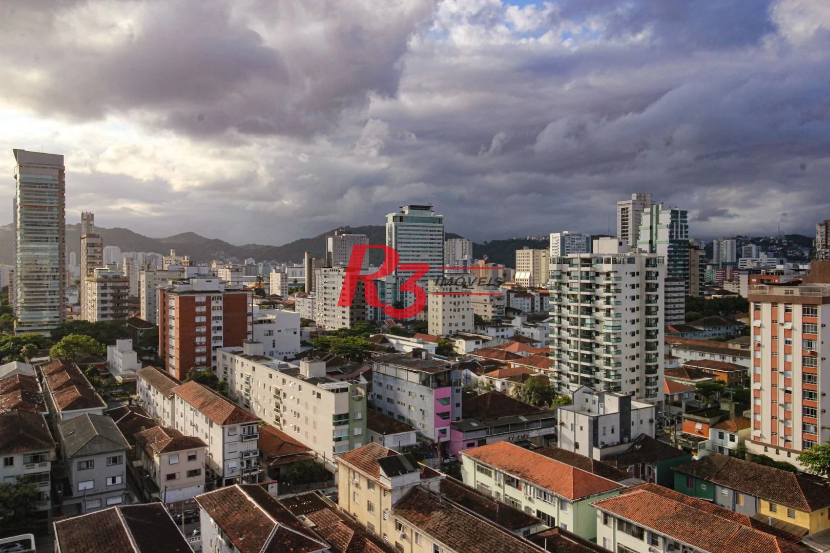 Apartamento com 2 dormitórios à venda, 99 m² por R$ 720.000,00 - Boqueirão - Santos/SP