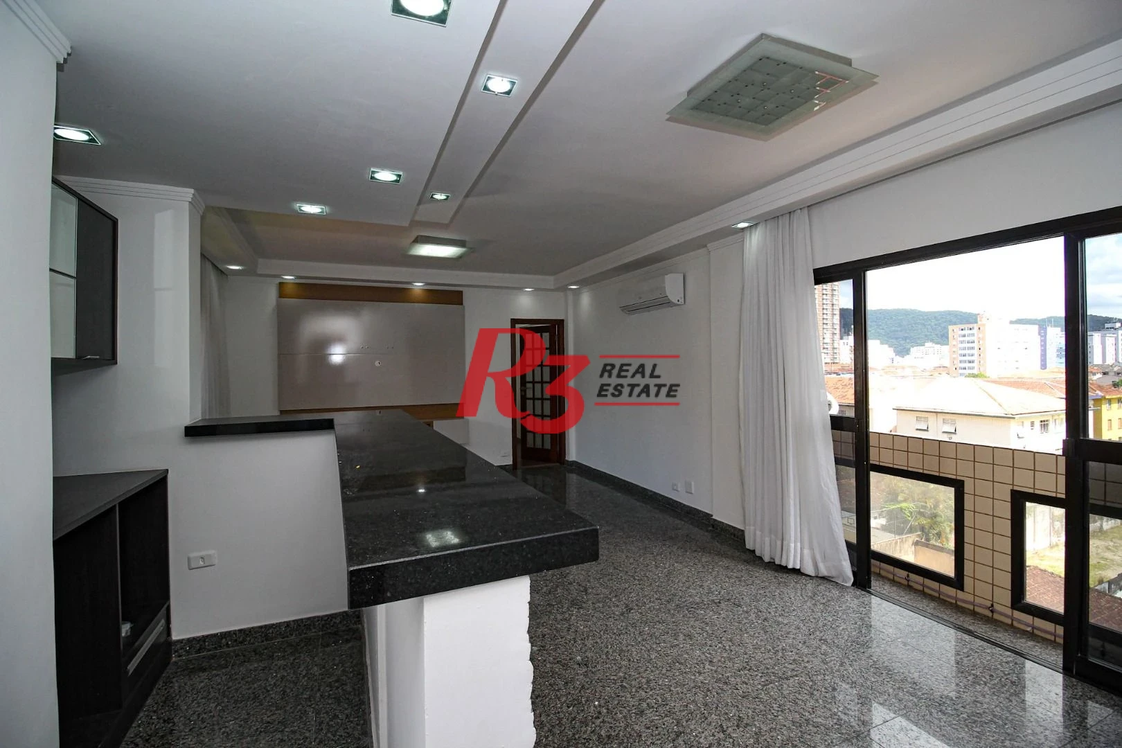 Apartamento com 3 dormitórios à venda, 136 m² por R$ 1.060.000,00 - Pompéia - Santos/SP