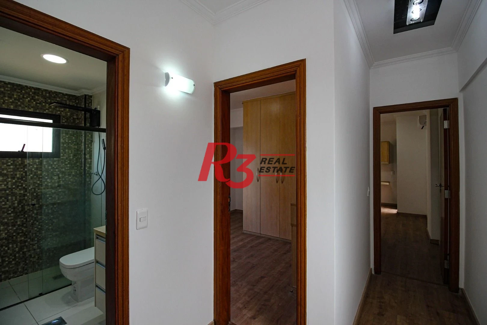 Apartamento com 3 dormitórios à venda, 136 m² por R$ 1.060.000,00 - Pompéia - Santos/SP