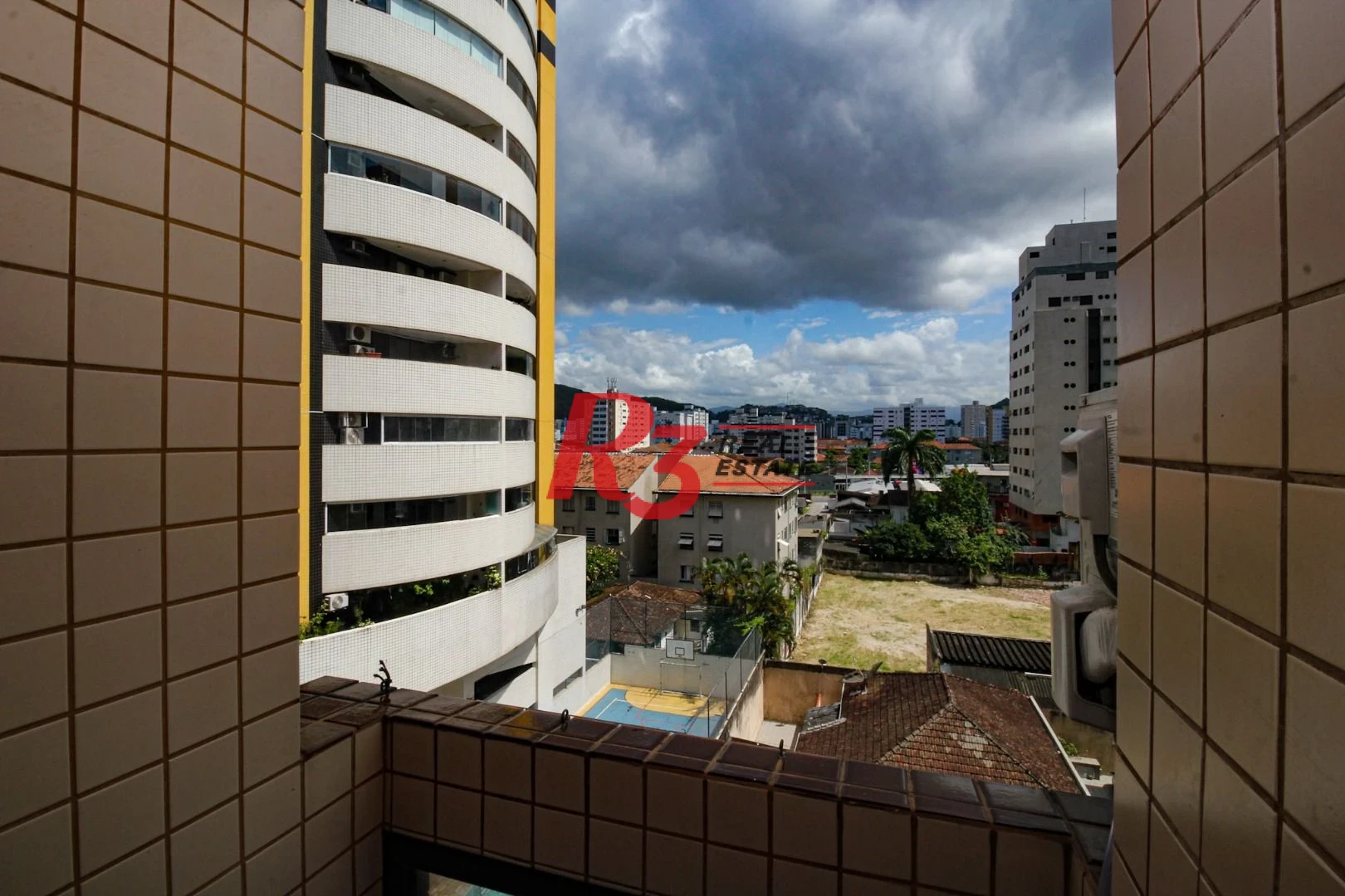Apartamento com 3 dormitórios à venda, 136 m² por R$ 1.060.000,00 - Pompéia - Santos/SP