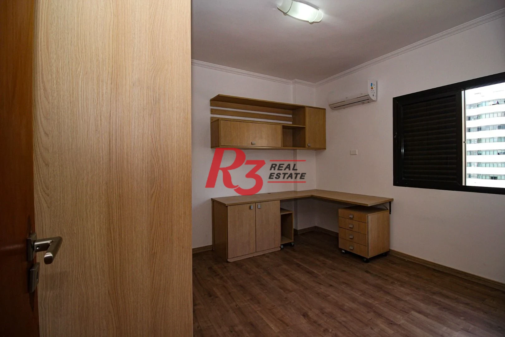 Apartamento com 3 dormitórios à venda, 136 m² por R$ 1.060.000,00 - Pompéia - Santos/SP