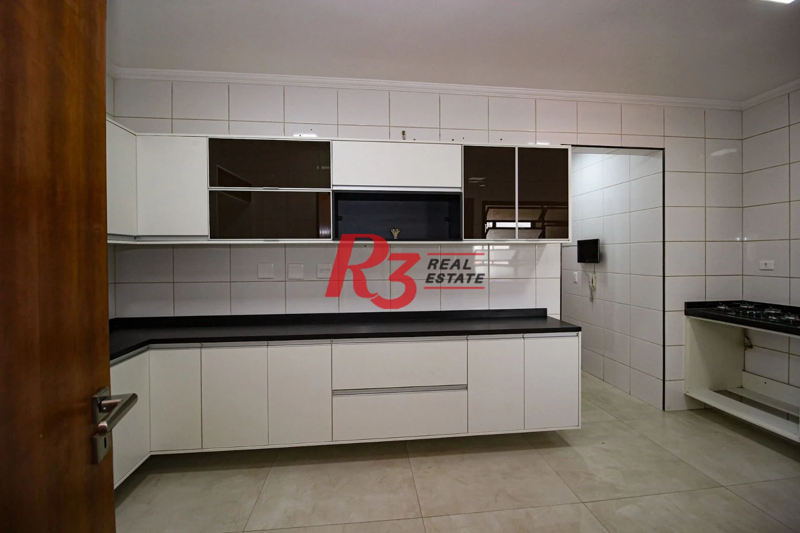 Apartamento com 3 dormitórios à venda, 136 m² por R$ 1.060.000,00 - Pompéia - Santos/SP