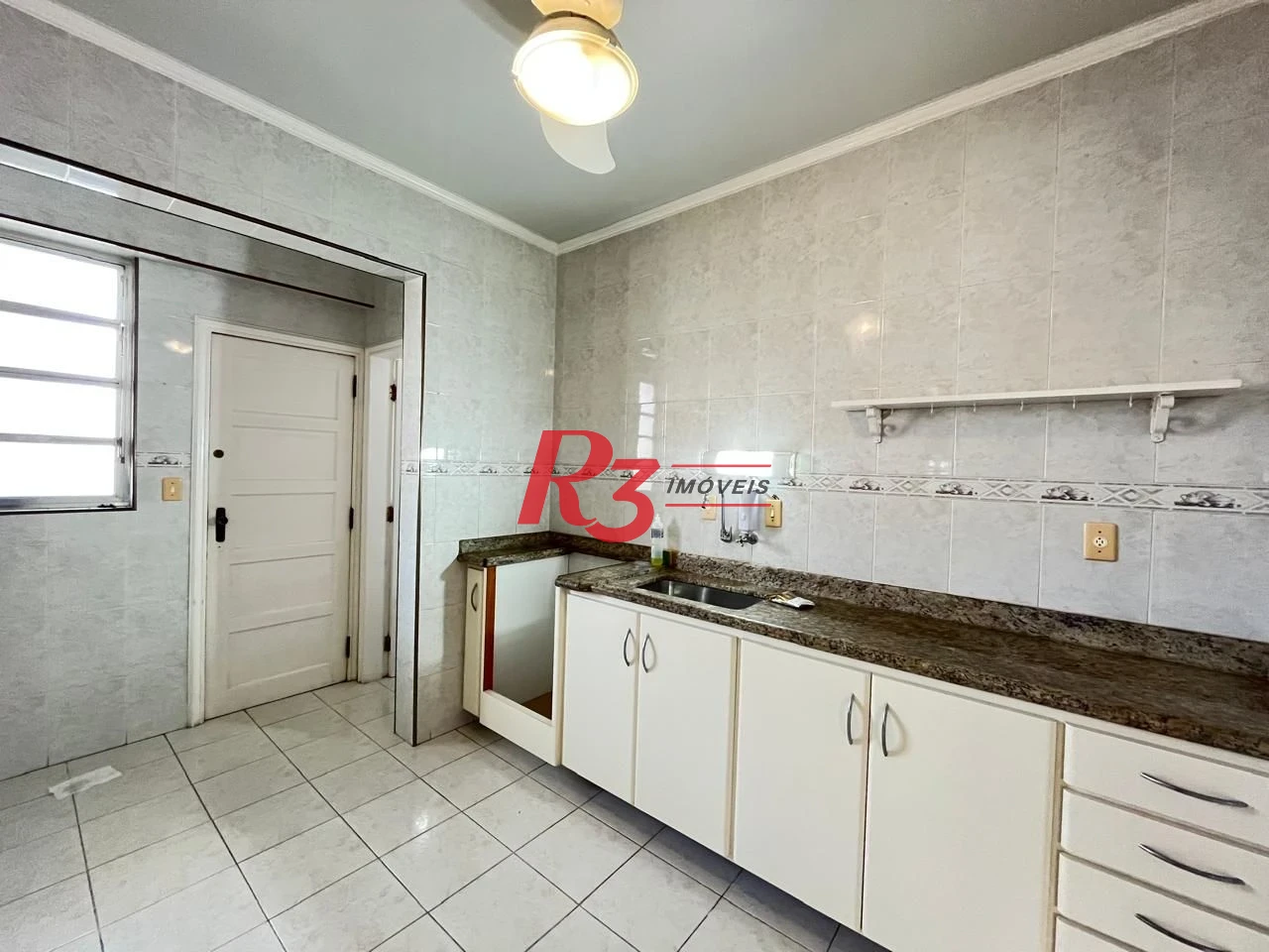 Apartamento à venda, 113 m² por R$ 650.000,00 - Gonzaga - Santos/SP