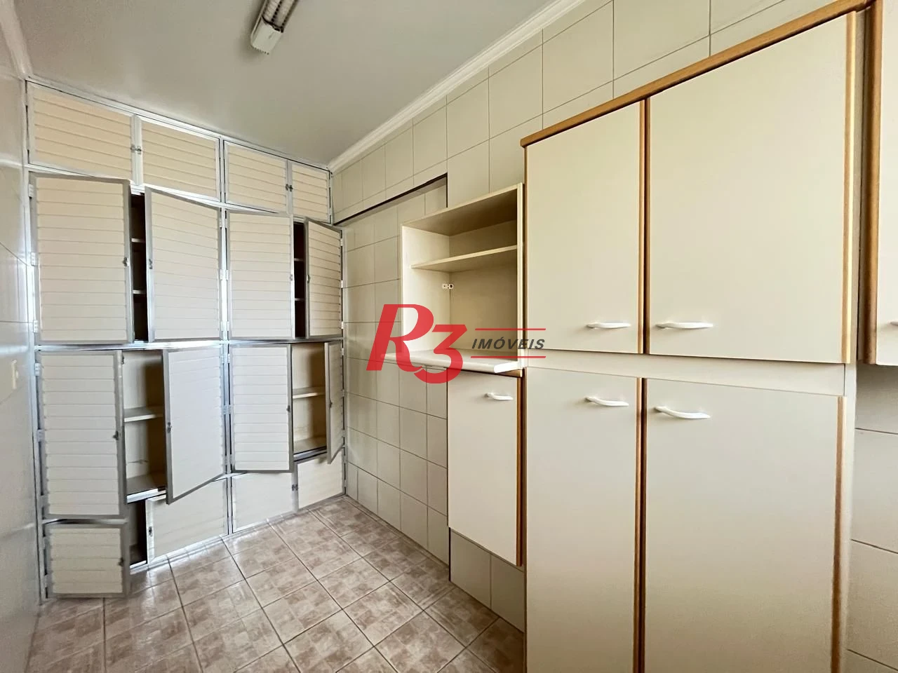 Apartamento à venda, 113 m² por R$ 650.000,00 - Gonzaga - Santos/SP
