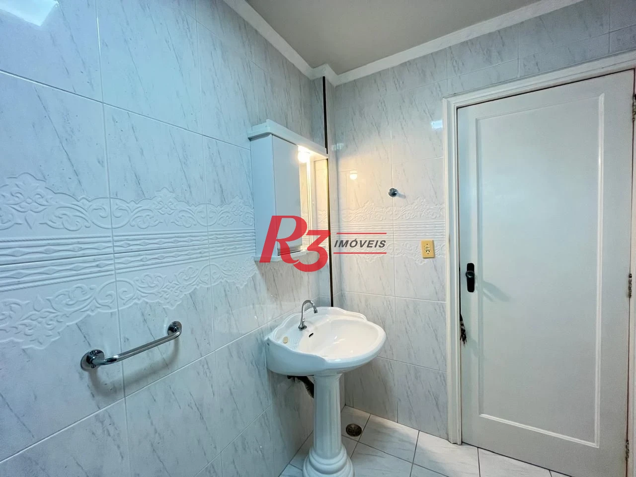 Apartamento à venda, 113 m² por R$ 650.000,00 - Gonzaga - Santos/SP