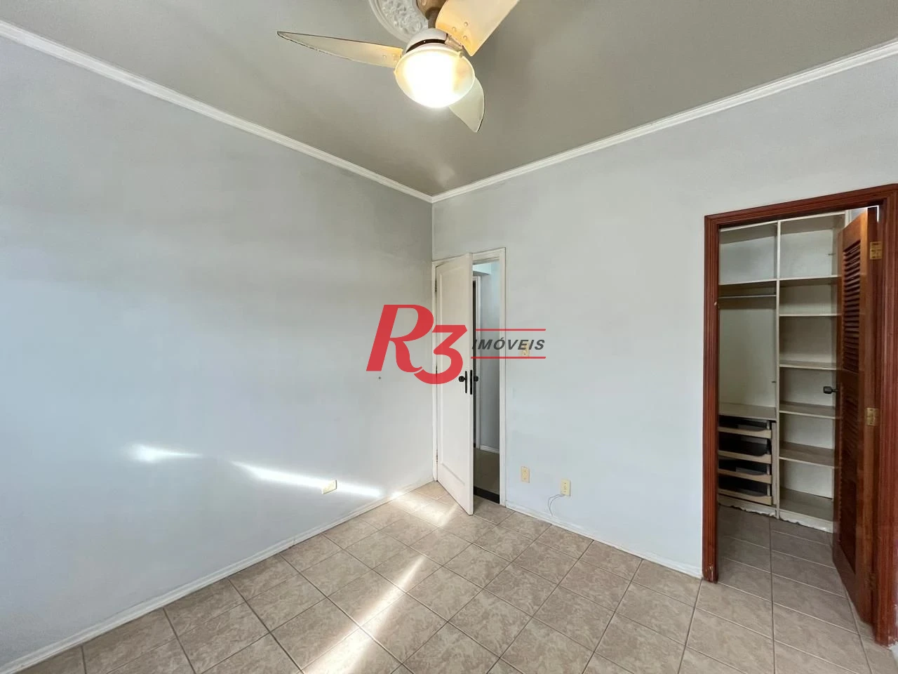 Apartamento à venda, 113 m² por R$ 650.000,00 - Gonzaga - Santos/SP