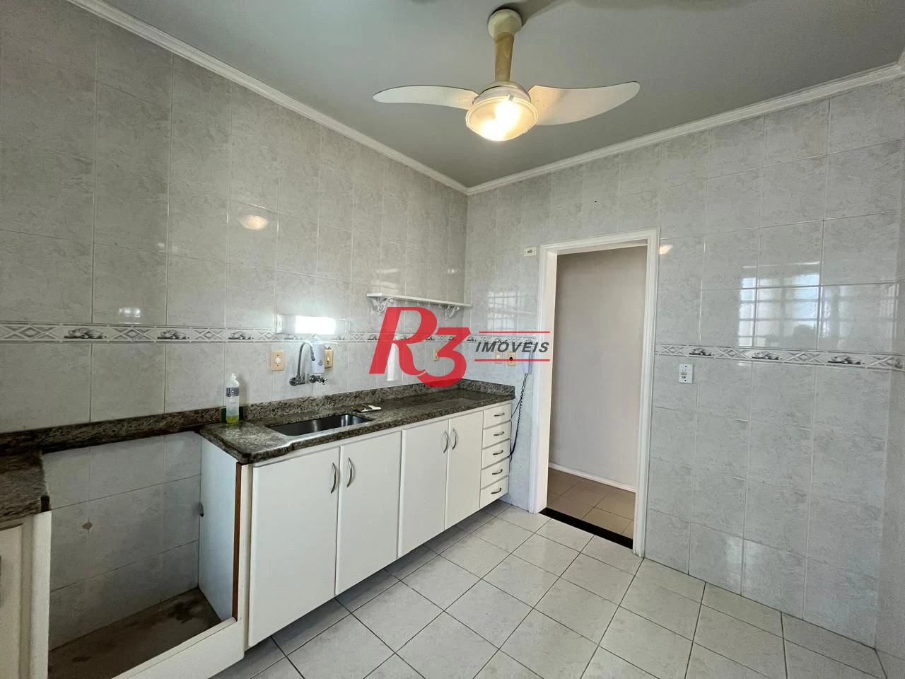 Apartamento à venda, 113 m² por R$ 650.000,00 - Gonzaga - Santos/SP