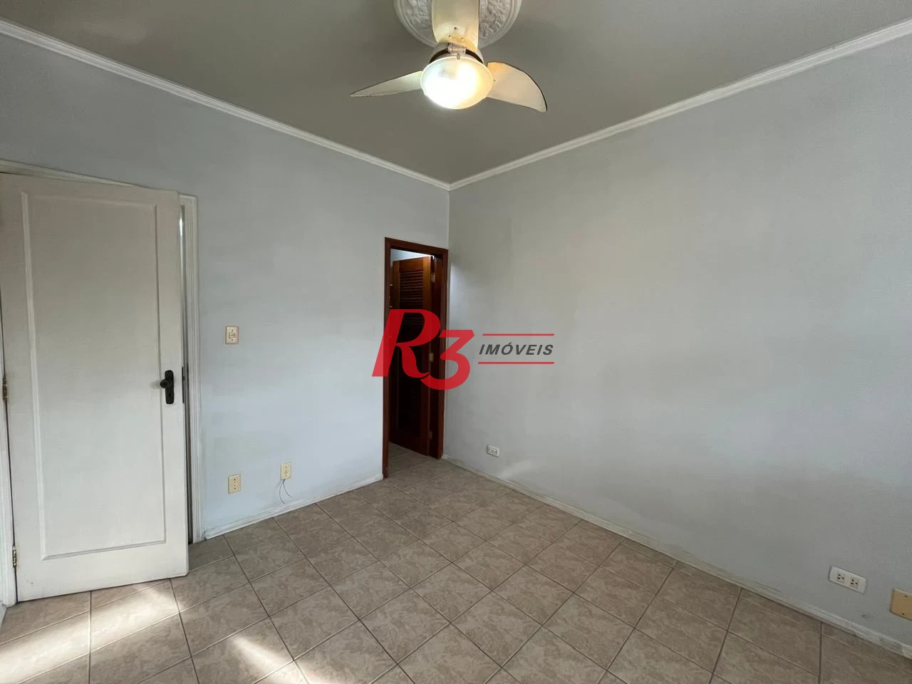 Apartamento à venda, 113 m² por R$ 650.000,00 - Gonzaga - Santos/SP