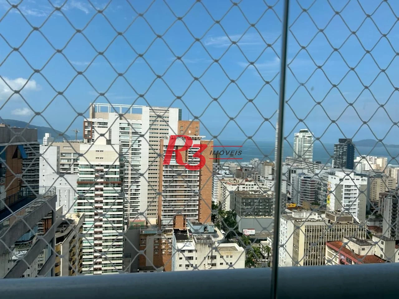 Apartamento com 3 dormitórios à venda, 99 m² por R$ 2.100.000,00 - Gonzaga - Santos/SP