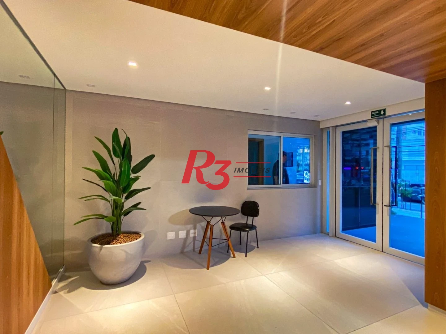 Apartamento com 3 dormitórios à venda, 99 m² por R$ 2.100.000,00 - Gonzaga - Santos/SP