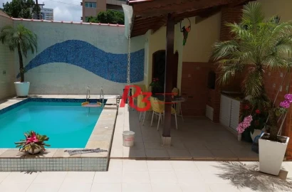 Sobrado com 3 dormitórios à venda, 276 m² por R$ 2.630.000,00 - Boqueirão - Santos/SP