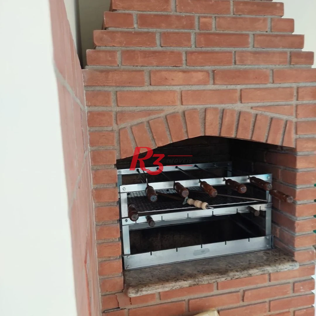 Sobrado á venda 3 quartos 2 Suítes Piscina Churrasqueira 5 vgs Boqueirão.