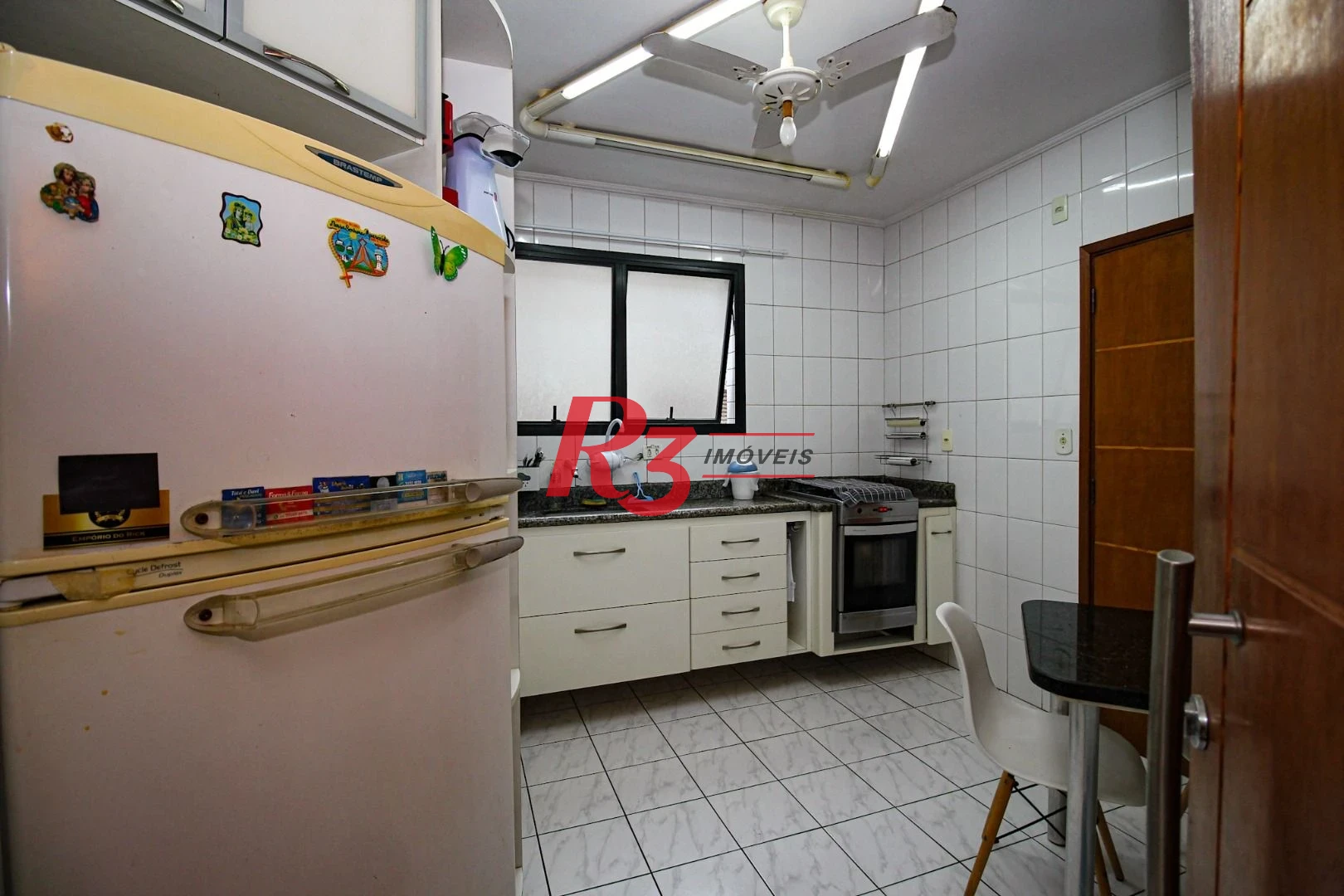 Apartamento à venda, 82 m² por R$ 650.000,00 - Embaré - Santos/SP