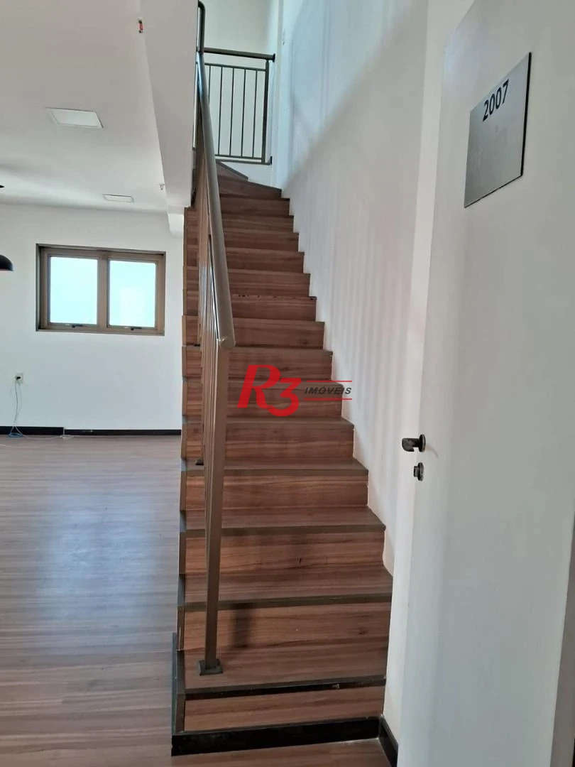 Sala duplex Comercial 94m2 com 2 vagas em Santos
