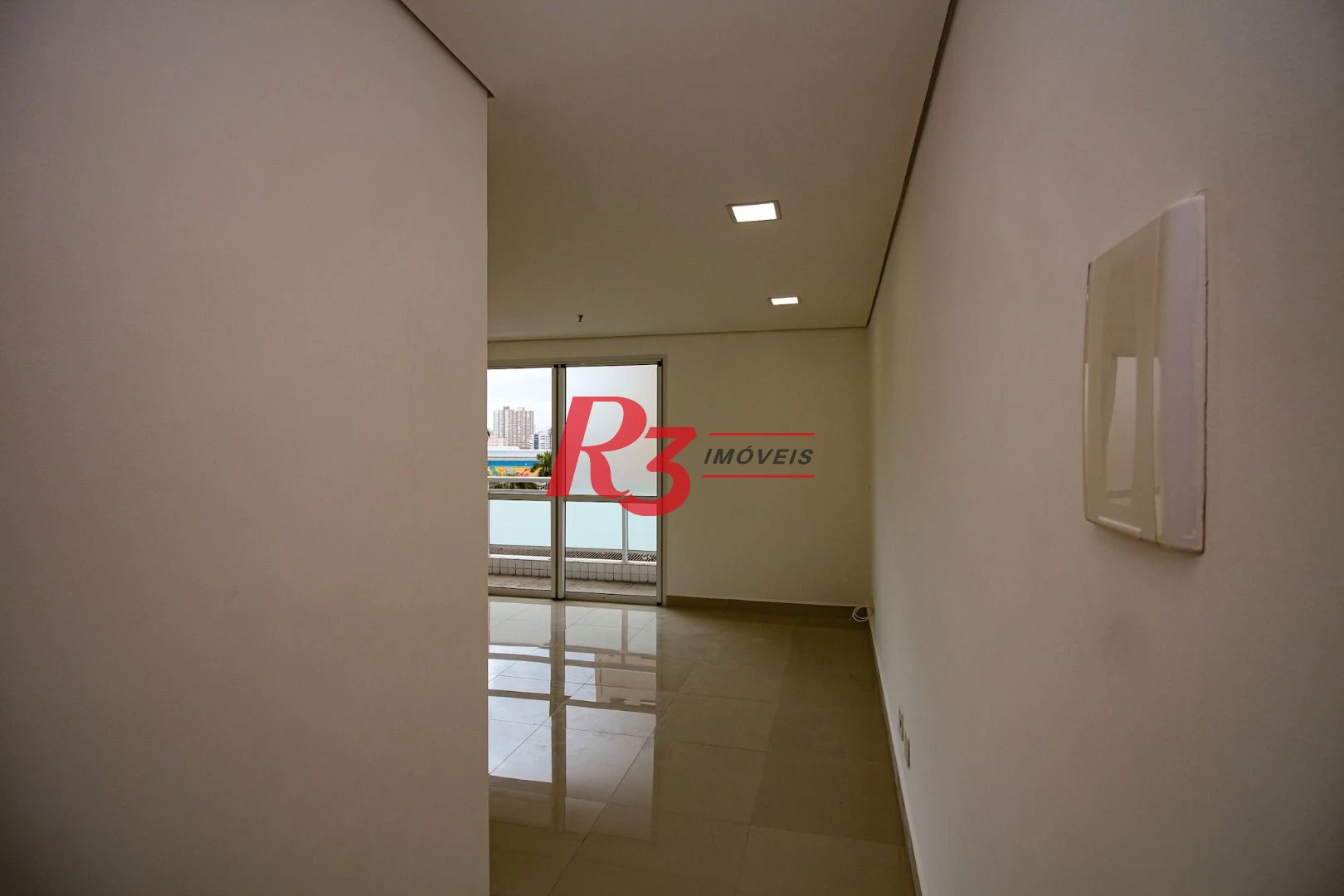 Sala à venda, 52 m² por R$ 430.000,00 - Encruzilhada - Santos/SP