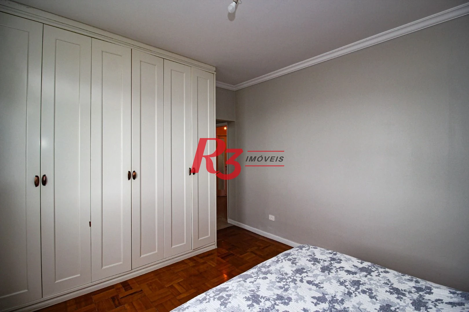 Apartamento com 3 dormitórios à venda, 196 m² por R$ 1.350.000,00 - José Menino - Santos/SP