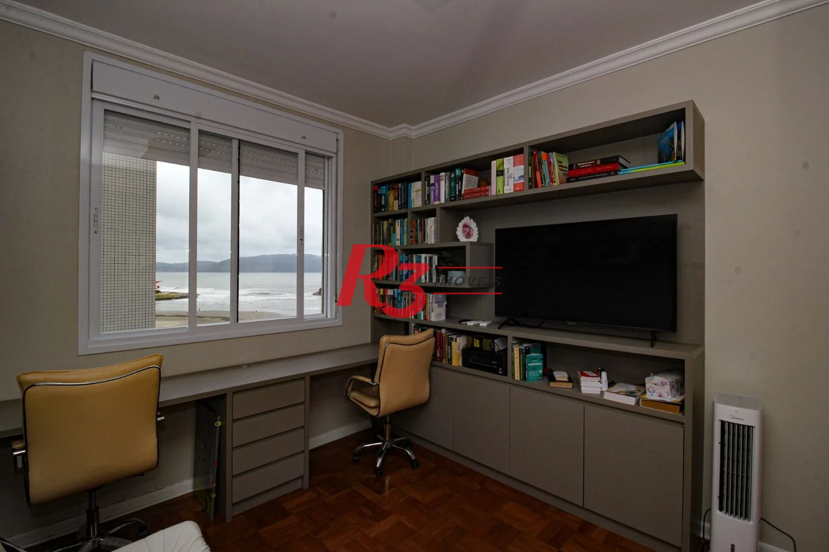 Apartamento com 3 dormitórios à venda, 196 m² por R$ 1.350.000,00 - José Menino - Santos/SP